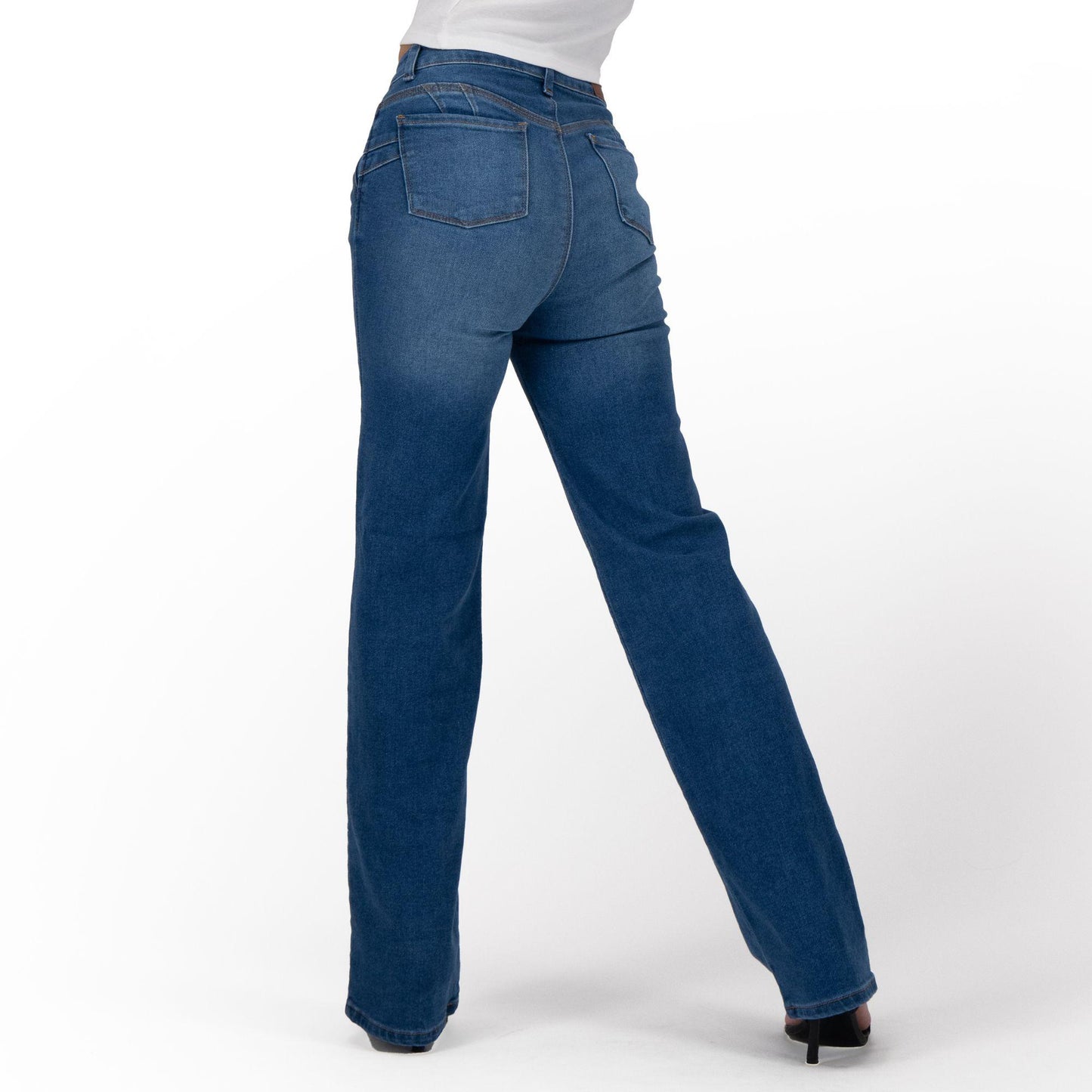 Jeans rectos Magic Pomp azul deslavado - detalle